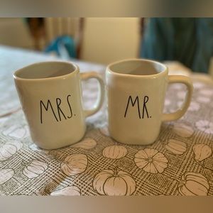 Rae Dunn - Coffee mugs Mr. & Mrs.